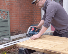 Trimming an Interior Timber Door with Bosch Plunge Saw